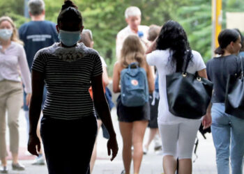 Εμβολιασμοί: Από 2 Απριλίου χορήγηση αδιάθετων εμβολίων σε εκπαιδευτικούς – Τα κριτήρια