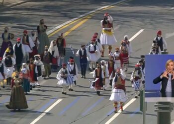 Live: Στρατιωτική παρέλαση για την 25η Μαρτίου και τη συμπλήρωση 200 ετών από την Ελληνική Επανάσταση του 1821-VIDEO