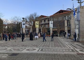 Επιμνημόσυνη δέηση και καταθέσεις στεφάνων στην κεντρική πλατεία Πτολεμαΐδας