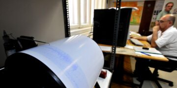 Λέκκας για μετασεισμό σε Ελασσόνα: Μη αναμενόμενη δραστηριότητα