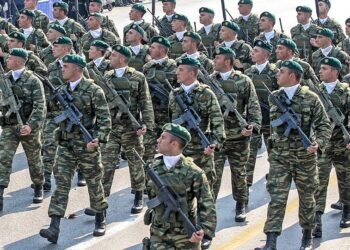 Πελώνη: Την 25η Μαρτίου θα γίνει μόνο μία στρατιωτική παρέλαση και θα μεταδοθεί τηλεοπτικά