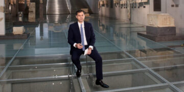 Θεοχάρης: Μέχρι τις 14 Μαΐου η Ελλάδα θα έχει ανοίξει τον τουρισμό της για το καλοκαίρι -Με σύνθημα «All you want is Greece»