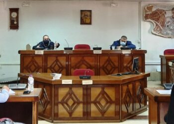 Σύσκεψη Δημάρχου Εορδαίας και Αντιπεριφερειάρχη Περιφερειακής Ανάπτυξης Δυτικής Μακεδονίας, με τους Προέδρους των Κοινοτήτων της Δημοτικής Ενότητας Βερμίου και τον Πρόεδρο Κοινότητας Πτολεμαΐδας. Συζήτηση για τα δημοσιεύματα περί εξόρυξης νικελίου και κοβαλτίου στην ευρύτερη περιοχή του Βερμίου