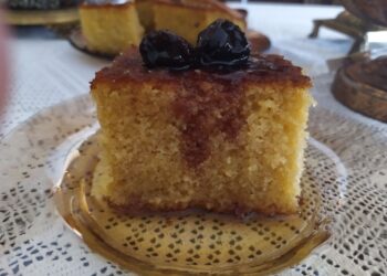 Μαγειρεύοντας με την Αρετή- Ραβανί (Αλάδωτο)