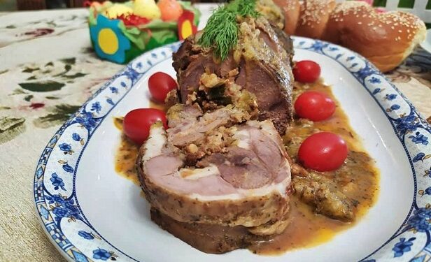 Μαγειρεύοντας με την Αρετή: Αρνί ή Κατσίκι γεμιστό ρολό