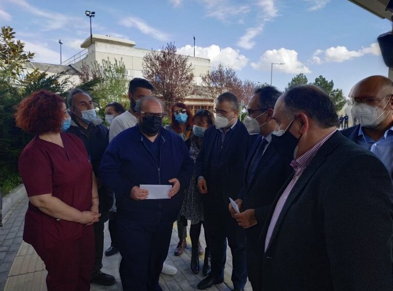 Εργαζόμενοι Κοινωφελούς Εργασίας Μποδοσάκειου: «Θεωρούμε δίκαιο και αναγκαίο την μετατροπή των συμβάσεων μας σε αορίστου χρόνου»