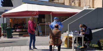 Rapid tests πραγματοποιήθηκαν σήμερα το πρωί στο ΔΑΚ Κοζάνης