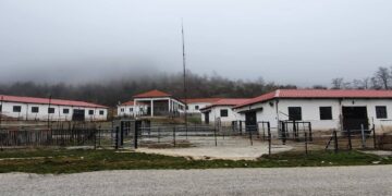 Πράσινο φως για τη λειτουργία της Κτηνοτροφικής Σχολής Βλάστης. Θετικά ανταποκρίθηκε  ο νέος Υπουργός  Αγροτικής Ανάπτυξης και Τροφίμων κ. Λιβανός στην πρόταση του Περιφερειάρχη Δυτικής Μακεδονίας Γιώργου Κασαπίδη