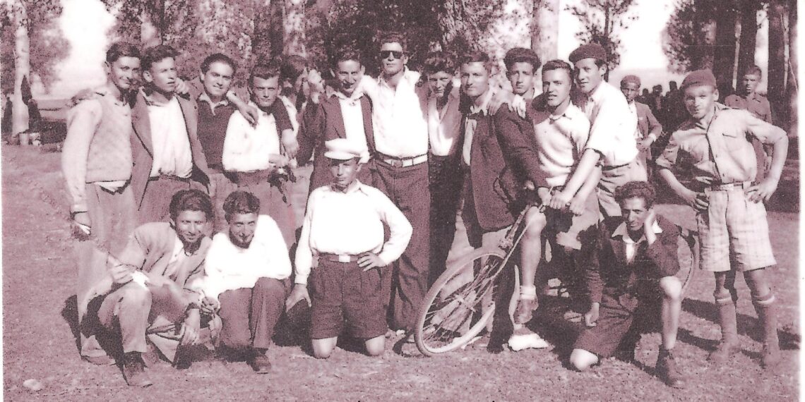 Πρωτομαγιάτικη ημερήσια εκδρομή του Γυμνασίου μας στα Καβάκια Άρδασσας το 1946 – Από τη στήλη του κ. Γ. Καζαντζή στον Παλμό 28/04/2021