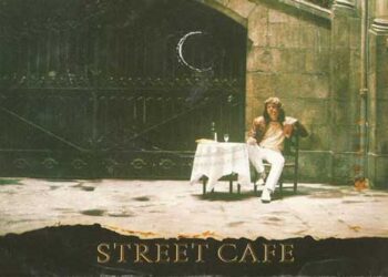 Οι μουσικές επιλογές του e-ptolemeos.gr – John Lodge – Street Cafe (1980)