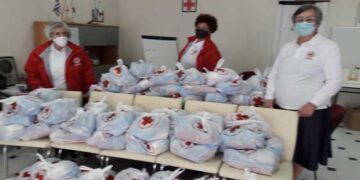 Δέματα αγάπης …από τον Ελληνικό Ερυθρό Σταυρό Πτολεμαΐδας !