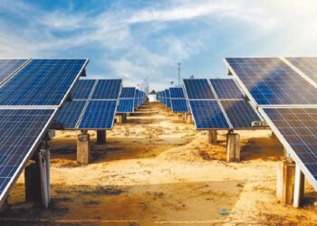 Τα δύο ρεκόρ της ΔΕΗ στο φωτοβολταϊκό της Κοζάνης