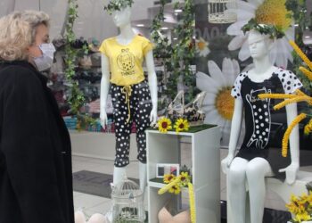 Λιανεμπόριο: Άνοιγμα στην Αχαϊα, click away στη Θεσσαλονίκη και κλειστά στην Κοζάνη