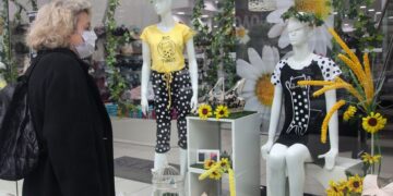 Λιανεμπόριο: Άνοιγμα στην Αχαϊα, click away στη Θεσσαλονίκη και κλειστά στην Κοζάνη