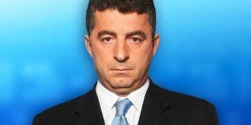 Σκότωσαν τον δημοσιογράφο Γιώργο Καραϊβάζ