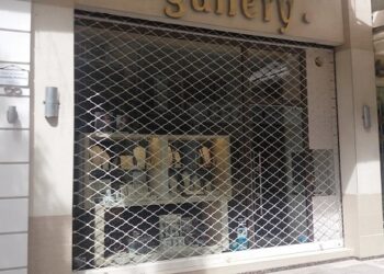 Δεν ανοίγουν τα καταστήματα σε Θεσσαλονίκη, Αχαΐα, Κοζάνη