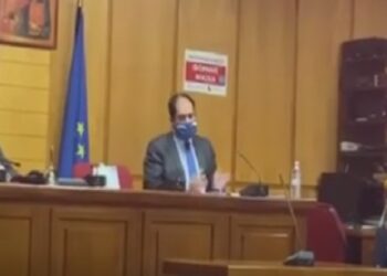 Η προτροπή Κεφαλογιάννη στους τοπικούς φορείς για κατάθεση φακέλων ώστε να αναπτυχθούν υδατοδρόμια στη Δ. Μακεδονία-VIDEO