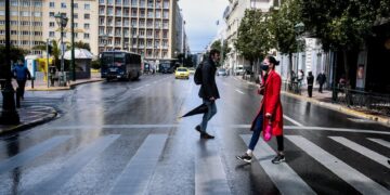 Lockdown: Τι αλλάζει στη ζωή μας από το Σάββατο – Όλα τα μέτρα για λιανεμπόριο και μετακινήσεις