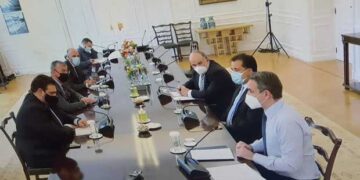 Η ανακοίνωση της ΠΟΕΣΕ για τη συνάντηση με τον πρωθυπουργό και την “ένεση ρευστότητας” της εστίασης – Τι έθεσε η Ομοσπονδία