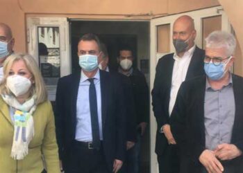 Το κλιμάκιο ΕΟΔΥ-Υπ. Υγείας στο Μαμάτσειο: Τι αποφασίστηκε για το νοσοκομείο, τις ιδιωτικές δομές – Η απάντηση για την πτώση των κρουσμάτων τοπικά και το λιανεμπόριο-VIDEO