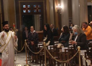 Πάσχα: Ανάσταση 21:00 με 22:00, λειτουργίες στις 18:00 τη Μεγάλη Εβδομάδα, λέει η Ιερά Σύνοδος