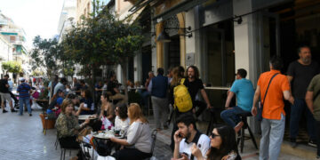 Μουσική στην εστίαση: Σε μια εβδομάδα επανεξέταση της απαγόρευσης