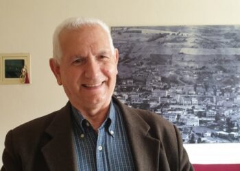 ΕΝΑ ΠΑΓΚΟΣΜΙΟ ΦΑΙΝΟΜΕΝΟ. Ο τυφλός βοσκός που ζει στα Γρεβενά και γνωρίζει από στήθους τα βιβλία της Καινής Διαθήκης!