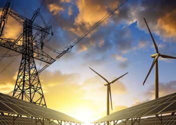 Bloomberg: Η Ελλάδα κάνει τη μετάβαση στην πράσινη ενέργεια με projects 18 δισ.