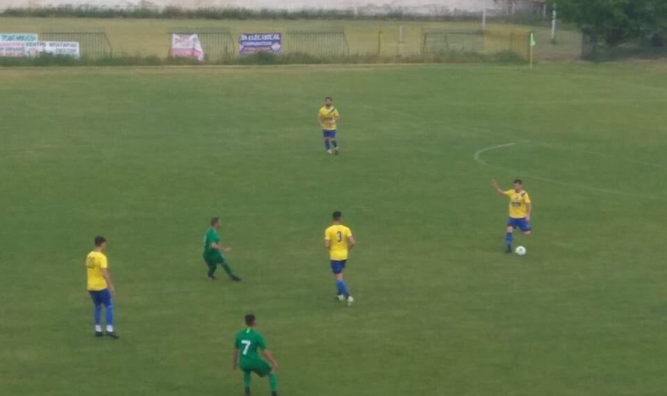 Χόρευε στην βροχή ο “νεανικός” Μακεδονικός Φούφα