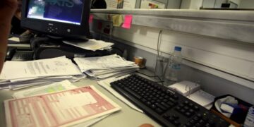 Τι είναι ο προσωρινός ΑΜΚΑ: Ποιους πολίτες αφορά, πού χρησιμοποιείται -Η διαδικασία έκδοσης