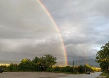 Πτολεμαΐδα: Ένα πανέμορφο ουράνιο τόξο, η θέα από το Μποδοσάκειο