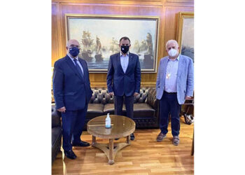 Μιχ. Παπαδόπουλος και Κλ. Ακτενίζογλου στο Πεντάγωνο – Θέμα συνάντησης με τον ΥΠΕΘΑ η εμπλοκή τεχνικών εταιρειών της περιοχής σε στρατιωτικά έργα