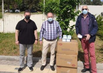 6.000 χειρουργικές μάσκες δωρεά του Ομίλου ΚΑΤΑΚΗΣ παραδόθηκαν στο Μποδοσάκειο Νοσοκομείο