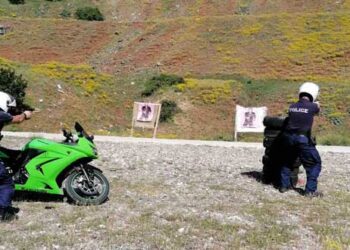 Καστοριά: Εικόνες από την εκπαίδευση των αστυνομικών της Ομάδας Δίκυκλης Αστυνόμευσης