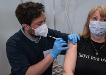 Το τελευταίο 10ήμερο του Μαΐου τα ραντεβού με όλα τα εμβόλια για τους 30-44 ετών