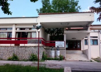 Βανδαλισμοί στο ΕΠΑΛ Σιάτιστας. Έσπασαν τζάμια και προκάλεσαν φθορές στο λέβητα