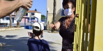 Επίδομα Παιδιού: Άνοιξε η ηλεκτρονική πλατφόρμα Α21 – Οι δικαιούχοι