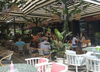 Αρκετός κόσμος στα καταστήματα εστίασης της Πτολεμαΐδας – «Οικονομική ενίσχυση, ωράριο και μουσική», τα προβλήματα που θέτουν οι καταστηματάρχες