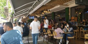 Εστίαση: Πώς θα δοθούν οι ενισχύσεις ύψους έως 100.000 ευρώ, ποιοι οι δικαιούχοι -Ανοίγει αύριο η πλατφόρμα