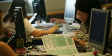 Φορολογικές δηλώσεις: Τι αλλάζει φέτος – Οι φοροελαφρύνσεις και οι απαλλαγές για τους πληττόμενους
