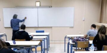 Ανοίγουν τη Δευτέρα τα φροντιστήρια για τη Γ’ Λυκείου – Τέλος τα ραντεβού για το λιανεμπόριο από τις 15 Μαΐου