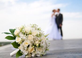 Παίρνουν μπρος γάμοι και βαφτίσεις τον Ιούνιο, πόσα άτομα θα επιτρέπονται