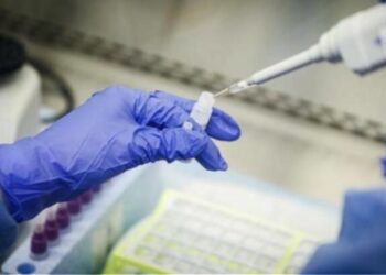 Μανιτάκης- Πανδημία: Συνταγματικός ο υποχρεωτικός εμβολιασμός για υγειονομικούς, δασκάλους, πυροσβέστες