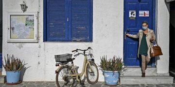 Το lockdown είναι παρελθόν: Τι αλλάζει στις μετακινήσεις, το λιανεμπόριο και την καθημερινότητά μας