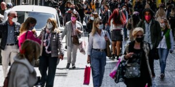 Παγώνη: Πότε θα πετάξουμε τις μάσκες – Τέλος Ιουνίου τα κρούσματα θα πέσουν στα 1.000