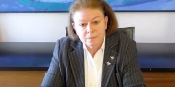 Λίνα Μενδώνη : Ανοιχτή η συζήτηση για αύξηση της πληρότητας εφόσον προχωρήσουν οι εμβολιασμοί