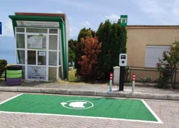 Νέος Σταθμός Φόρτισης ηλεκτρικών αυτοκινήτων στην Νεράιδα – Το ευχαριστήριο μήνυμα του Δημάρχου Σερβίων
