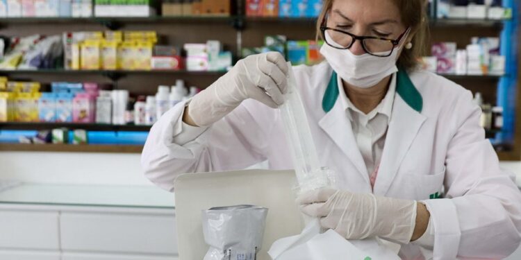 Self test: Τι ισχύει για ελεύθερους επαγγελματίες, αυτοαπασχολούμενους και νέες προσλήψεις