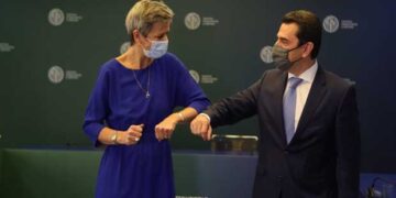 Συνάντηση του ΥΠΕΝ Κ. Σκρέκα με την Εκτελεστική Αντιπρόεδρο της Ευρωπαϊκής Επιτροπής – Στο τραπέζι η πρόταση της Ελλάδας για τον Μηχανισμό Στρατηγικής Εφεδρείας μετά την παύση των λιγνιτικών μονάδων