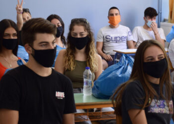 Μακρή: Με το ίδιο self test στα σχολεία και τα φροντιστήρια οι μαθητές της Γ’ Λυκείου -Χαμηλό το ποσοστό κρουσμάτων